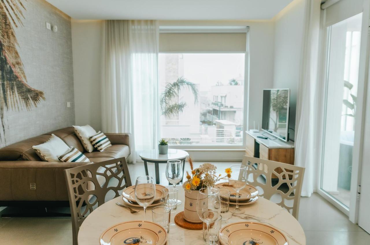 Ferienwohnung Apulialux Seaview Prestige Apt / Jacuzzi + Parking Polignano a Mare Exterior foto